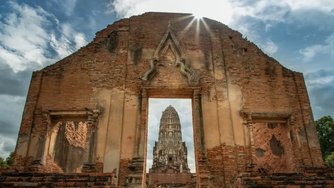 Wat Ratchaburana