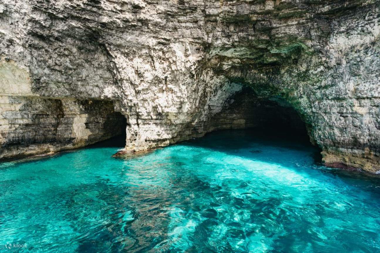 Crystal Lagoon Tunnel Cave