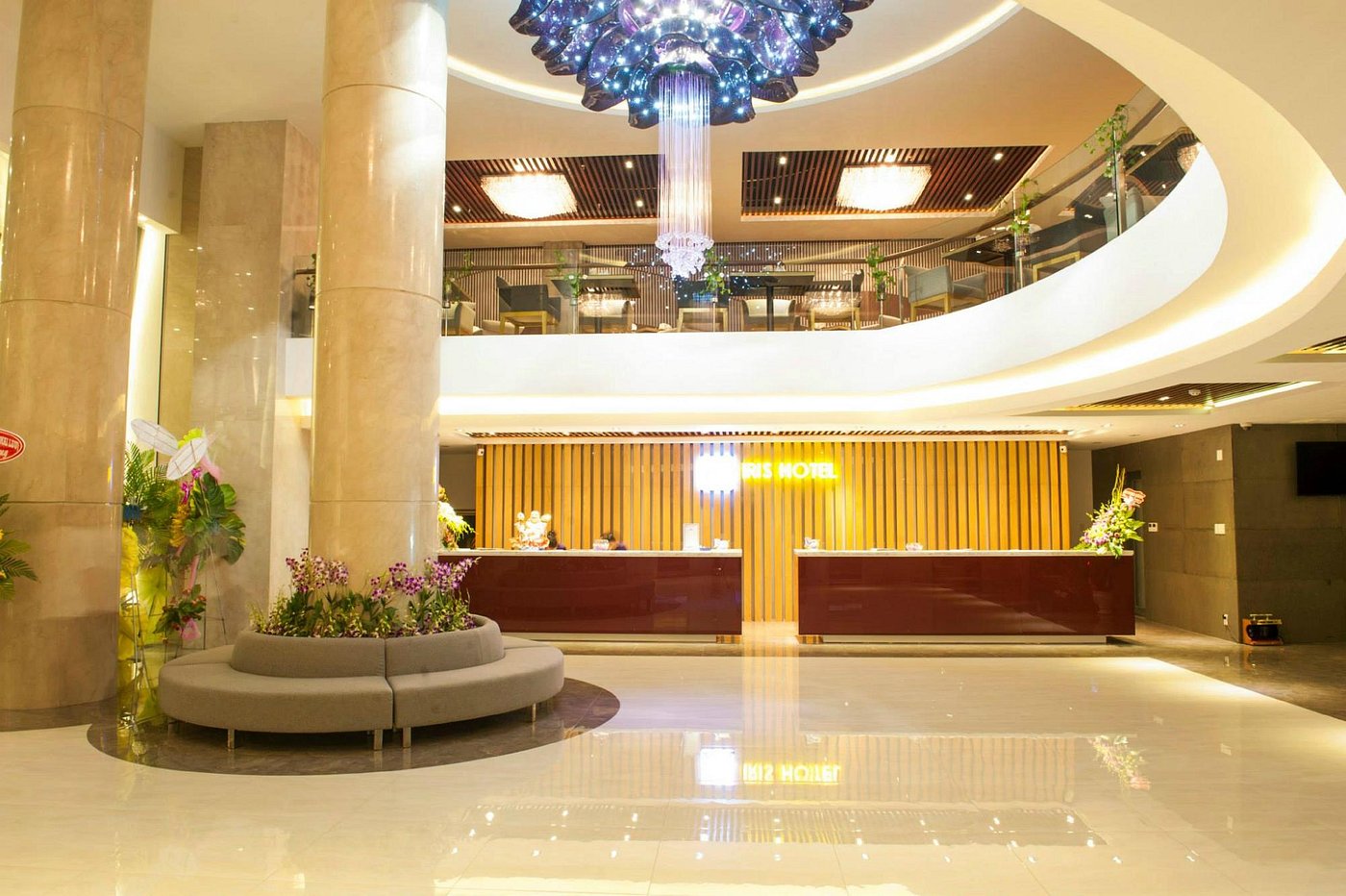 Iris Hotel