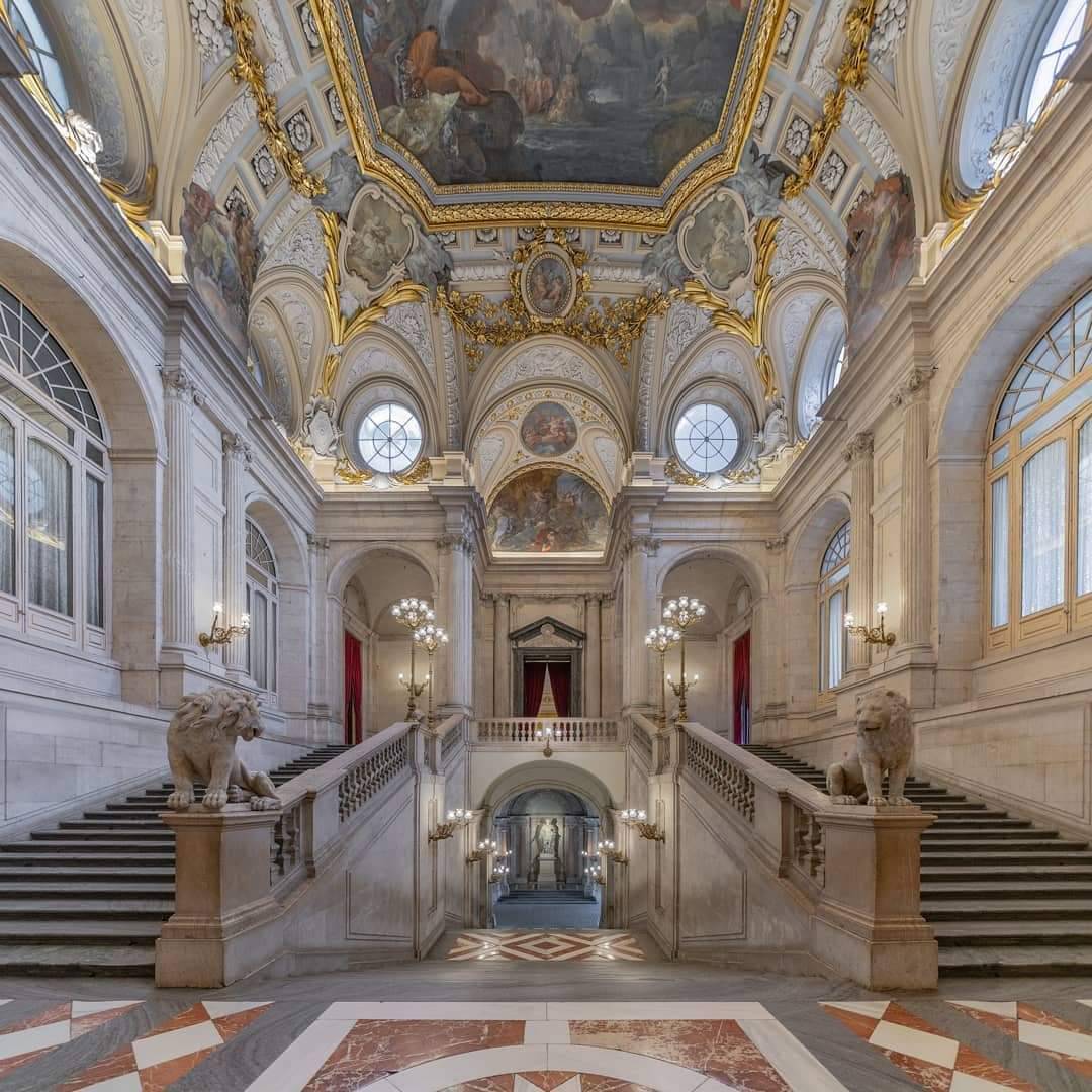 Grand Staircase