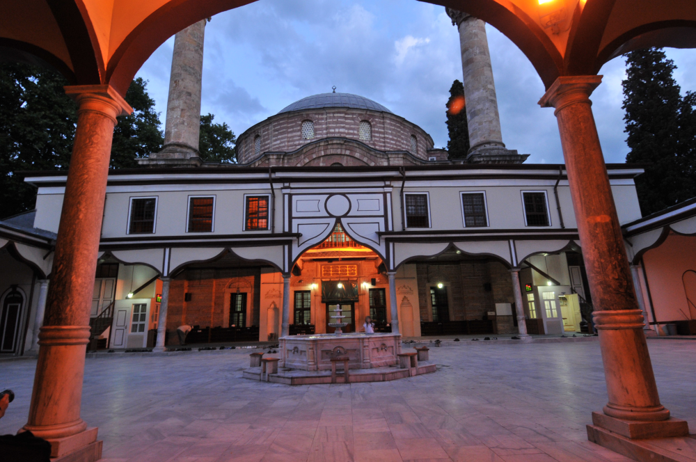 Emir Sultan Mosque