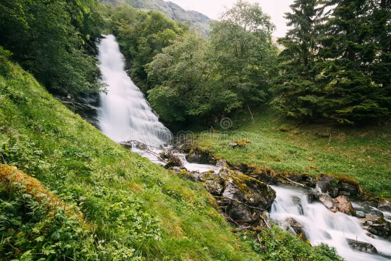 Tuftofossen Waterfall