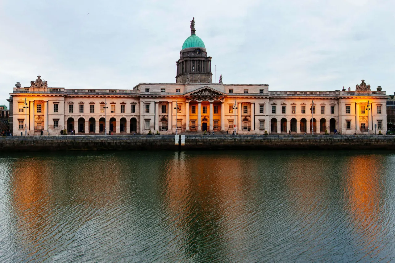 Custom House Quay