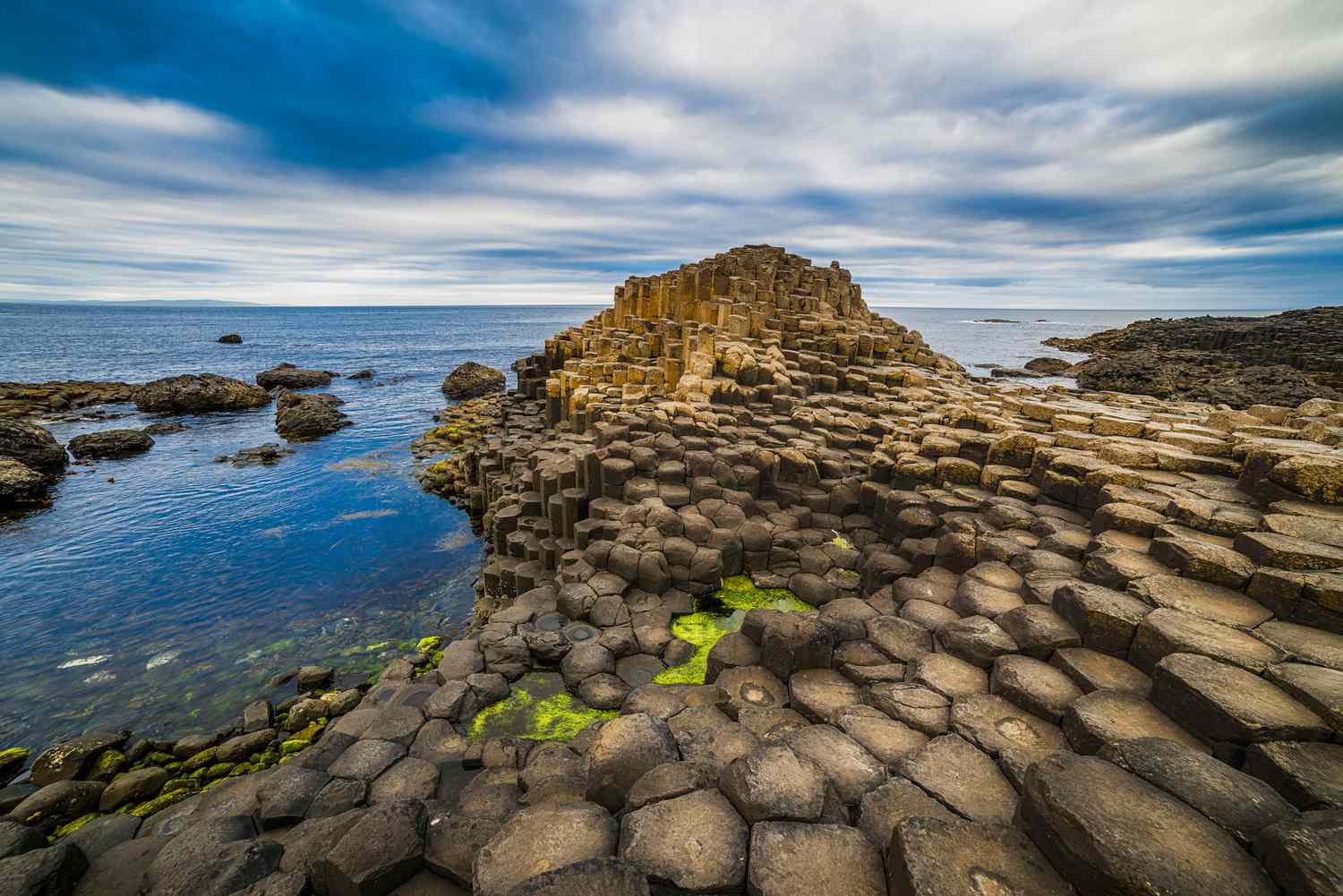 Giant's Causeway Arrival