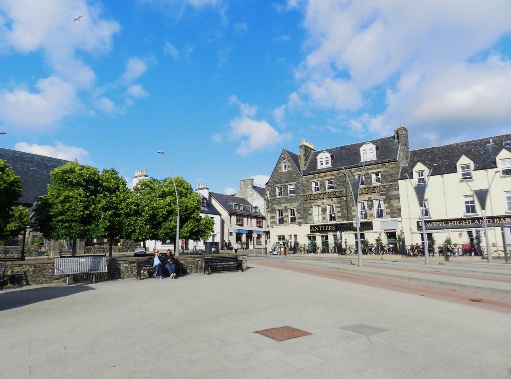Somerled Square