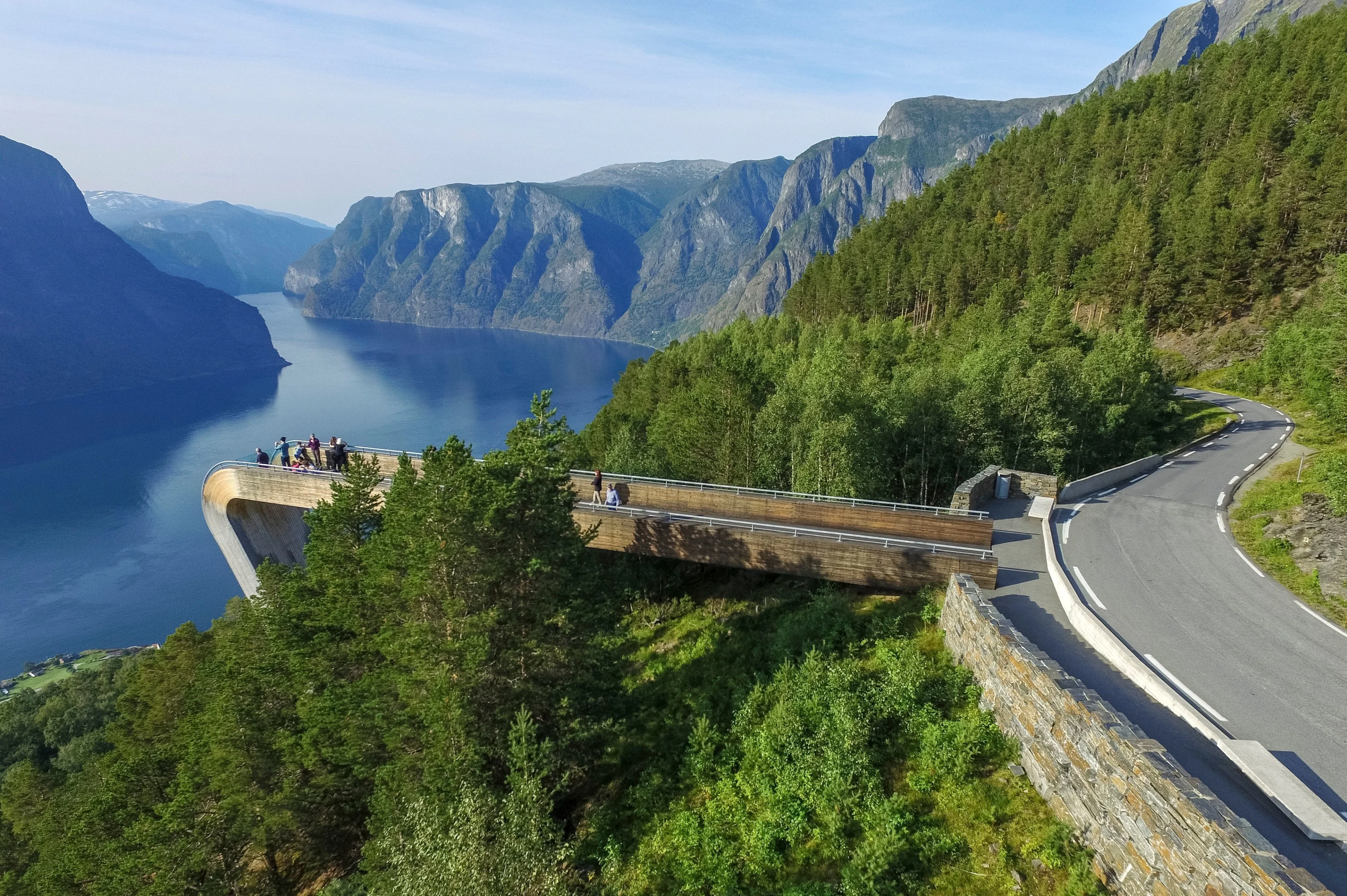 Day Trip From Bergen to Flåm and the Nærøyfjord