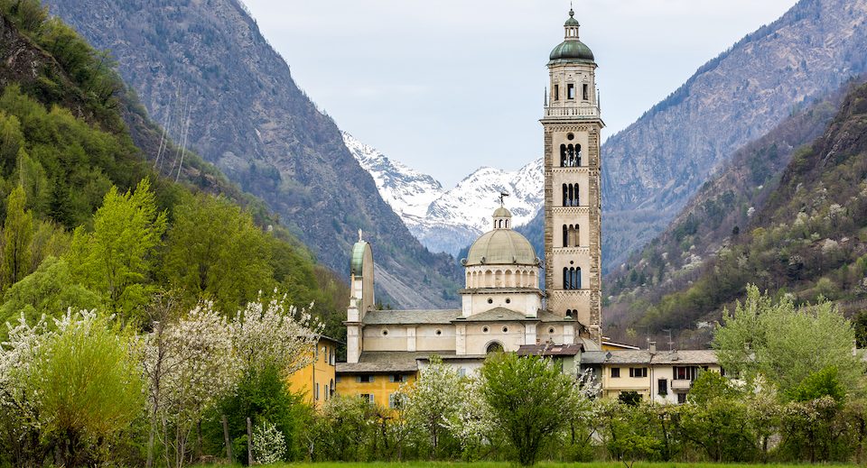 Explore Tirano