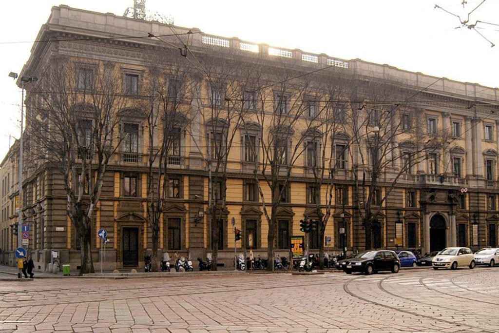 Foro Buonaparte 10