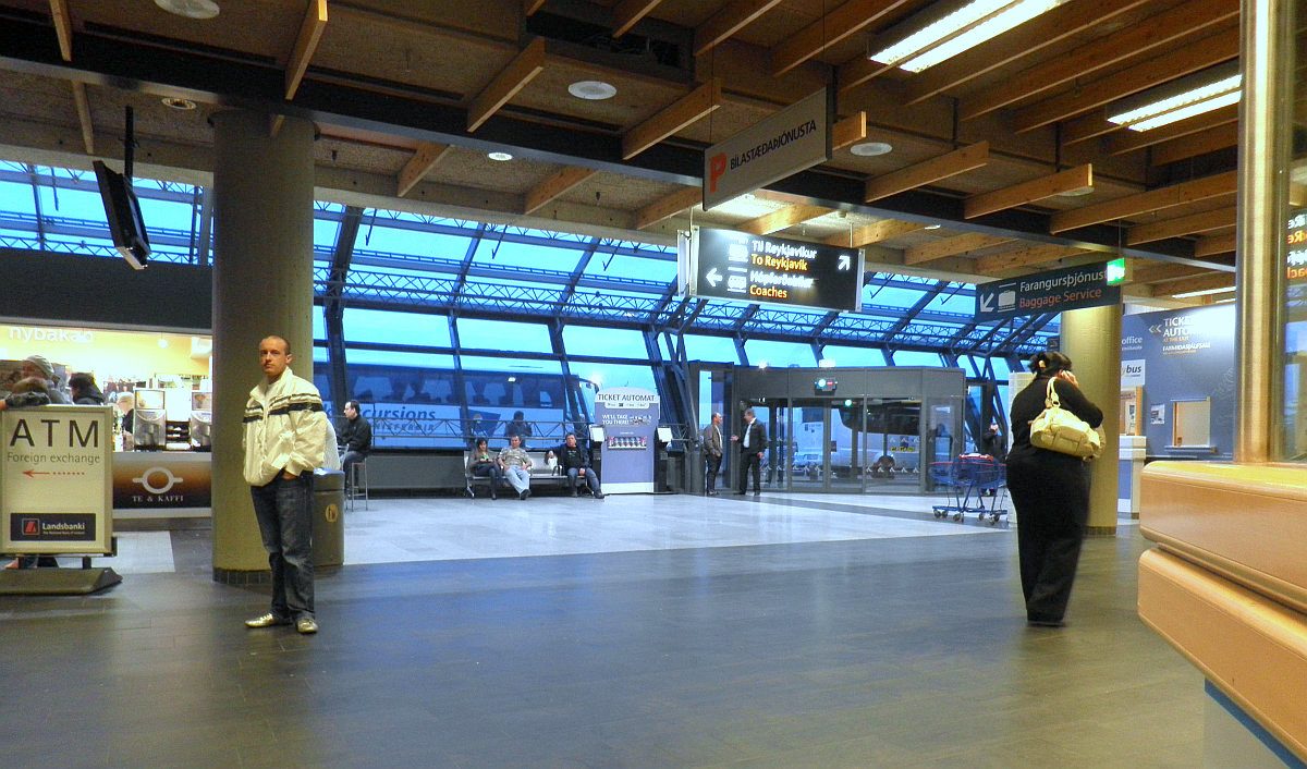 Flybus Arrivals Desk