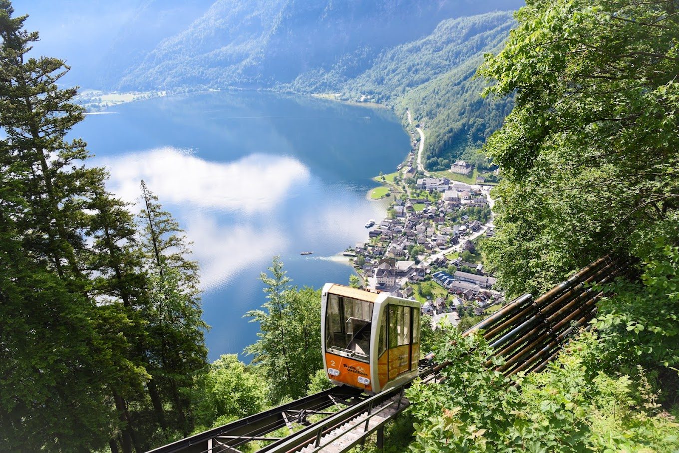 Private Day Trip From Vienna to Hallstatt