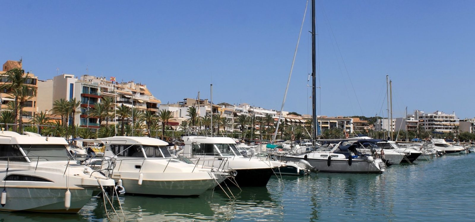 Puerto Alcudia Marina Pier