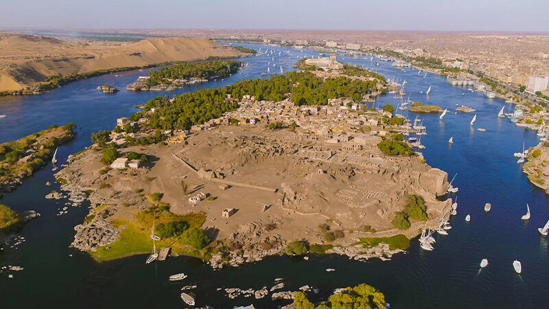 Elephantine Island Shore