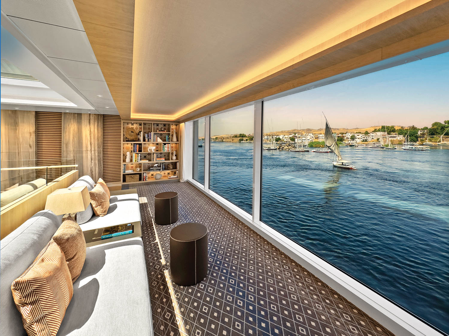 Lounge Window Seat