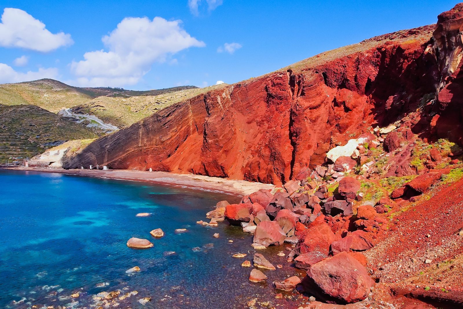 Sailing to Red Beach