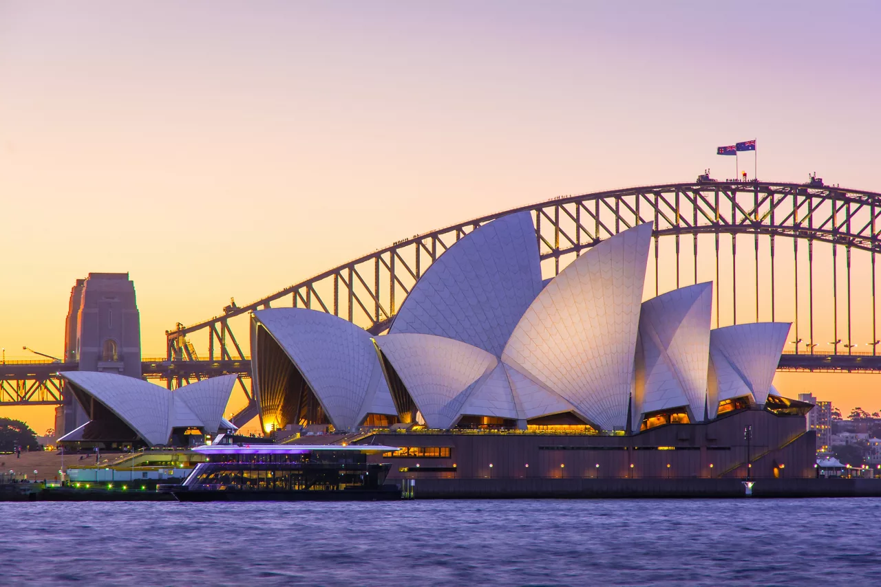 Bridge and Opera House Alignment