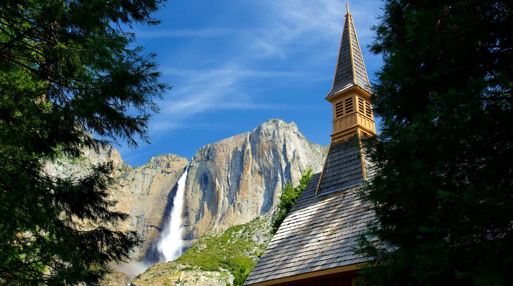 Yosemite Valley Chapel