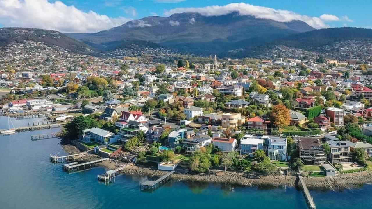 Battery Point Foreshore