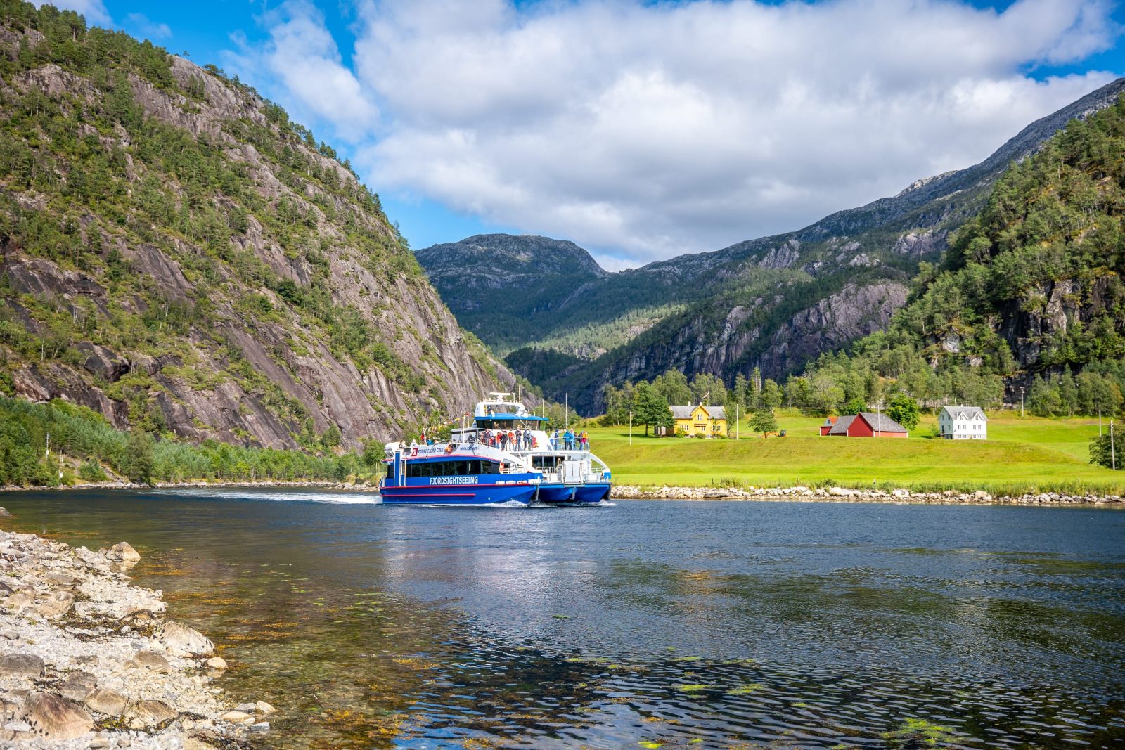 Mostraumen Narrow Passage
