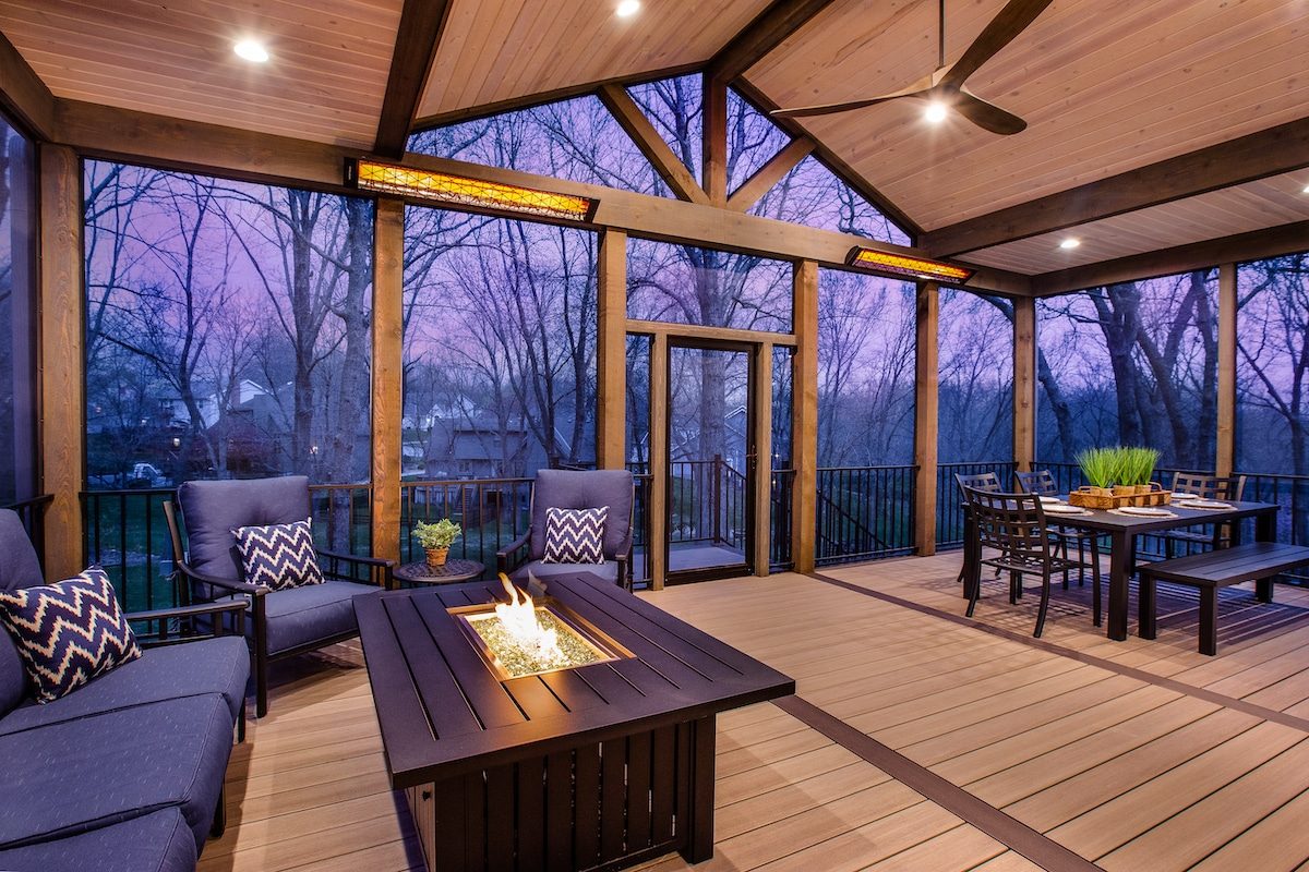 Main Deck Windows