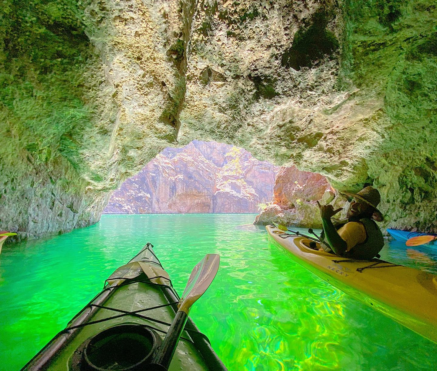 Your experience at Emerald Cave Kayak Tour