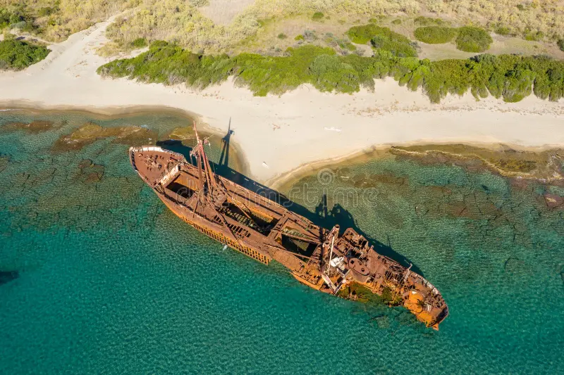 Your experience at Shipwreck Beach Boat Tour