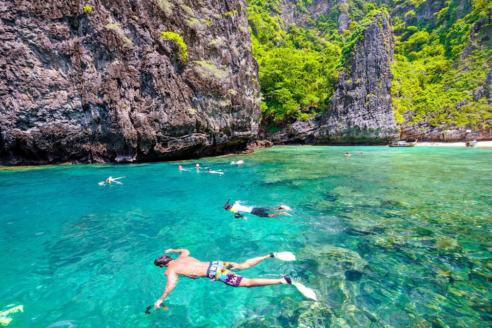 Phi Phi Snorkeling Tour From Ao.nang