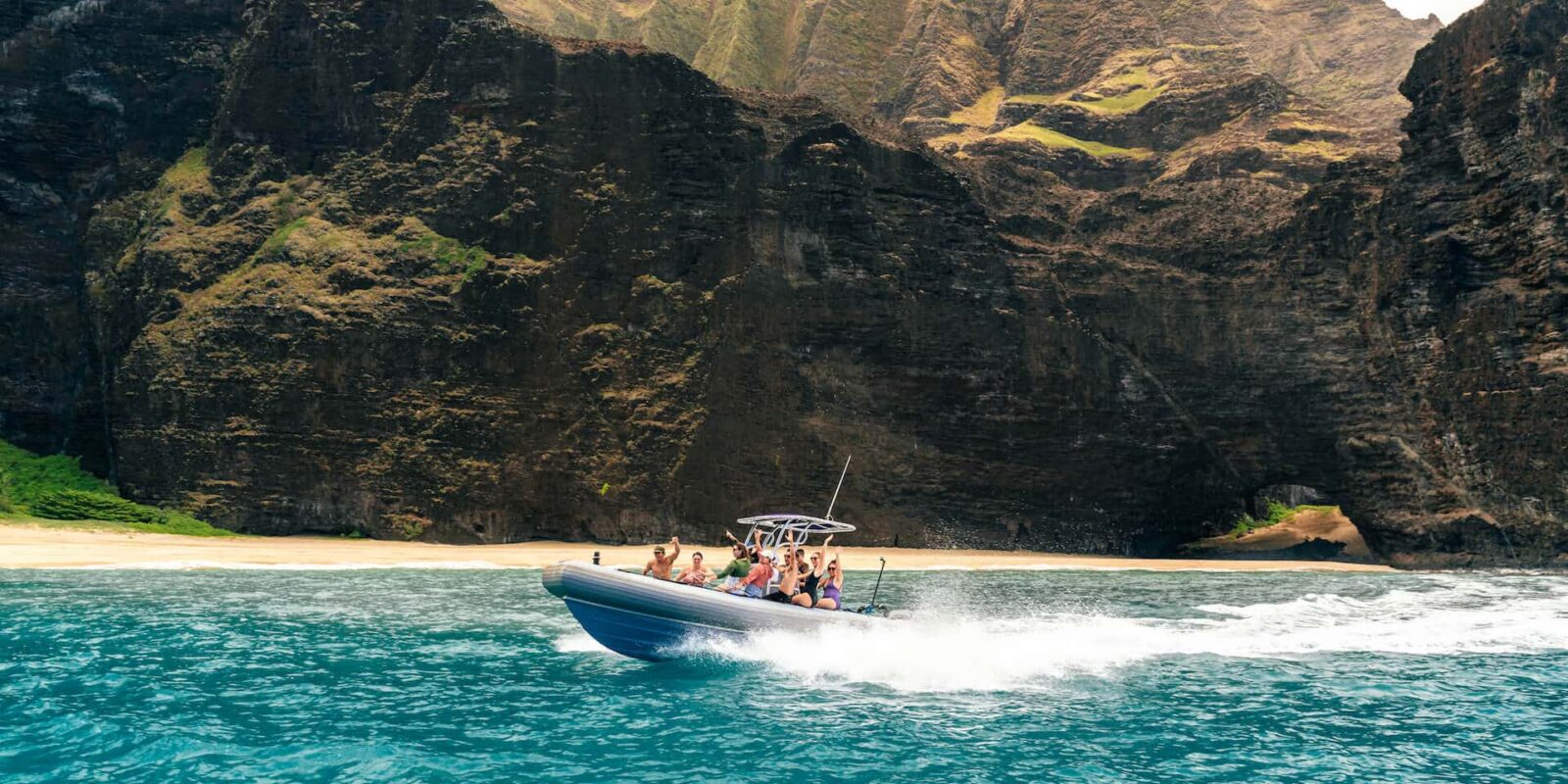 Na Pali Coast Boat Tour From Hanalei