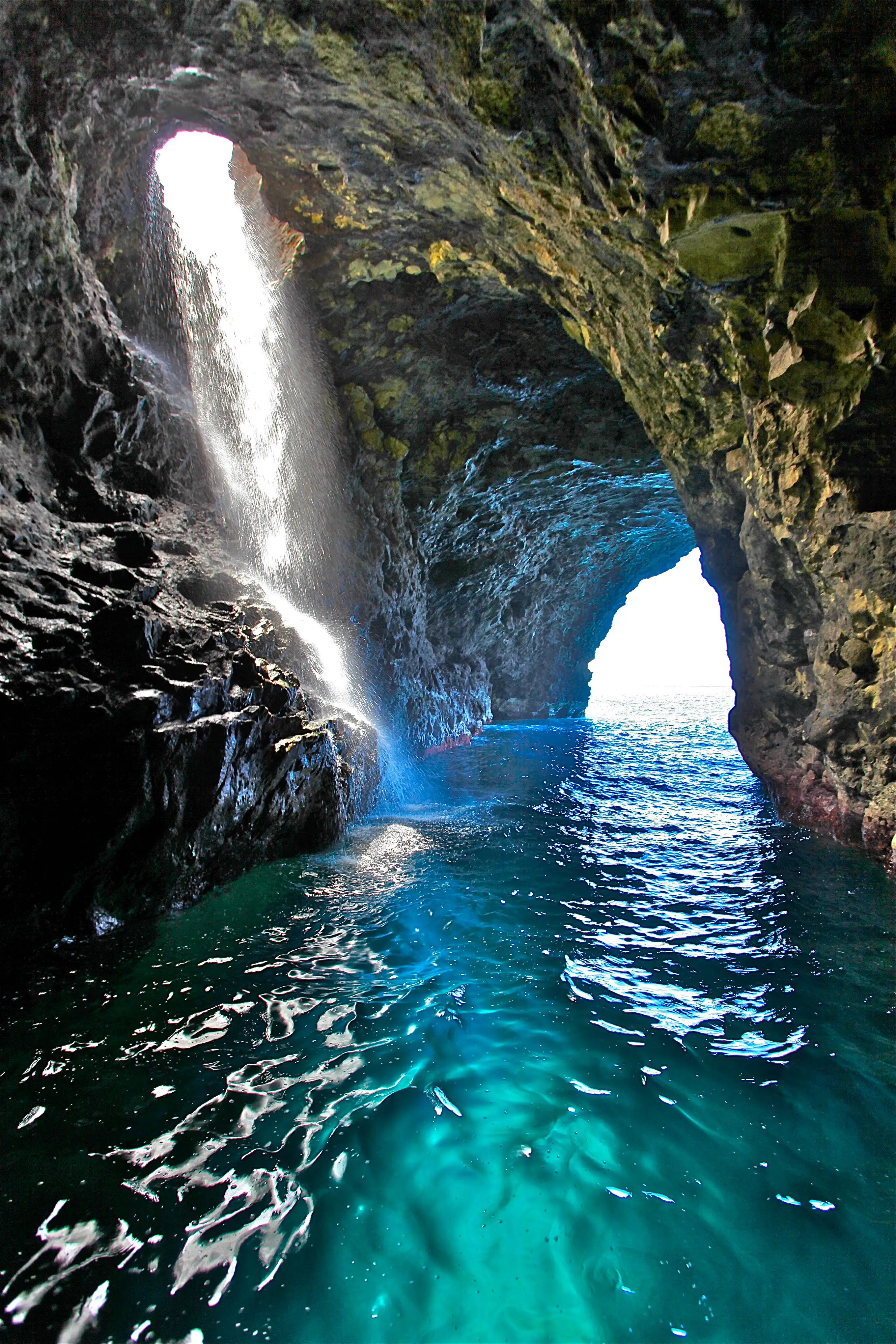 Nā Pali Sea Caves