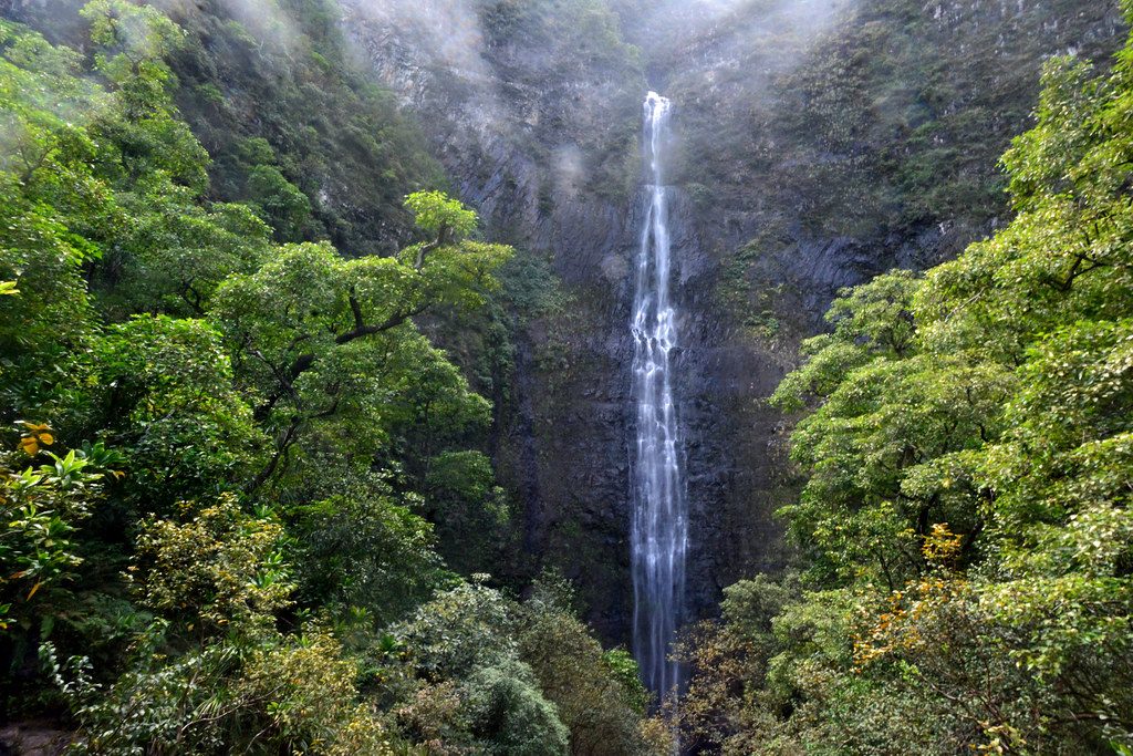 Hanakāpīʻai Falls