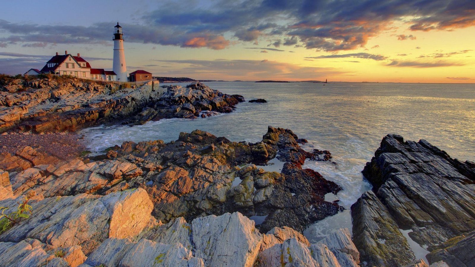 Portland Harbor Lighthouse