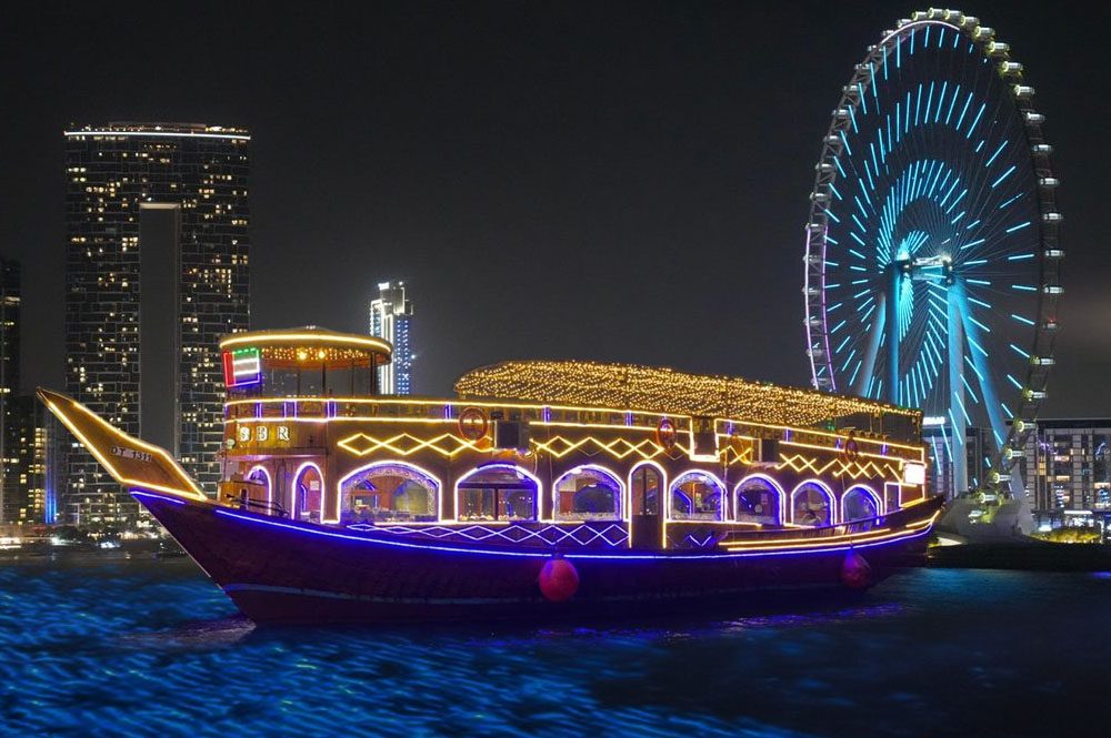 Dinner Cruise Dubai Marina Experience