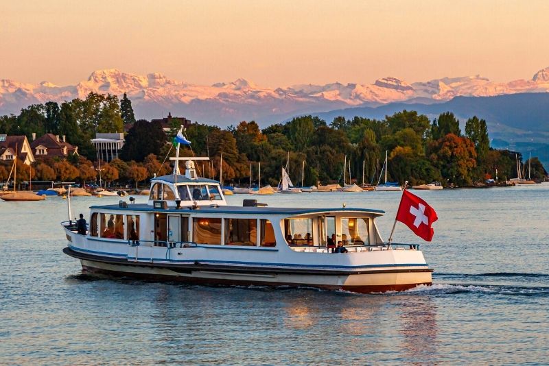 Lake Zurich Boat Tour