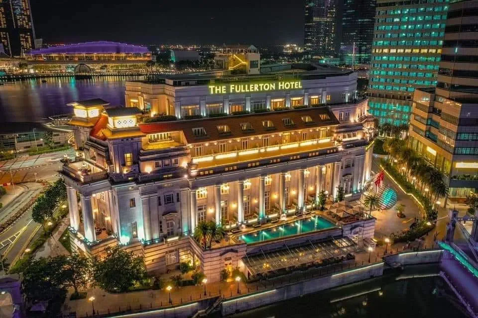 Fullerton Hotel