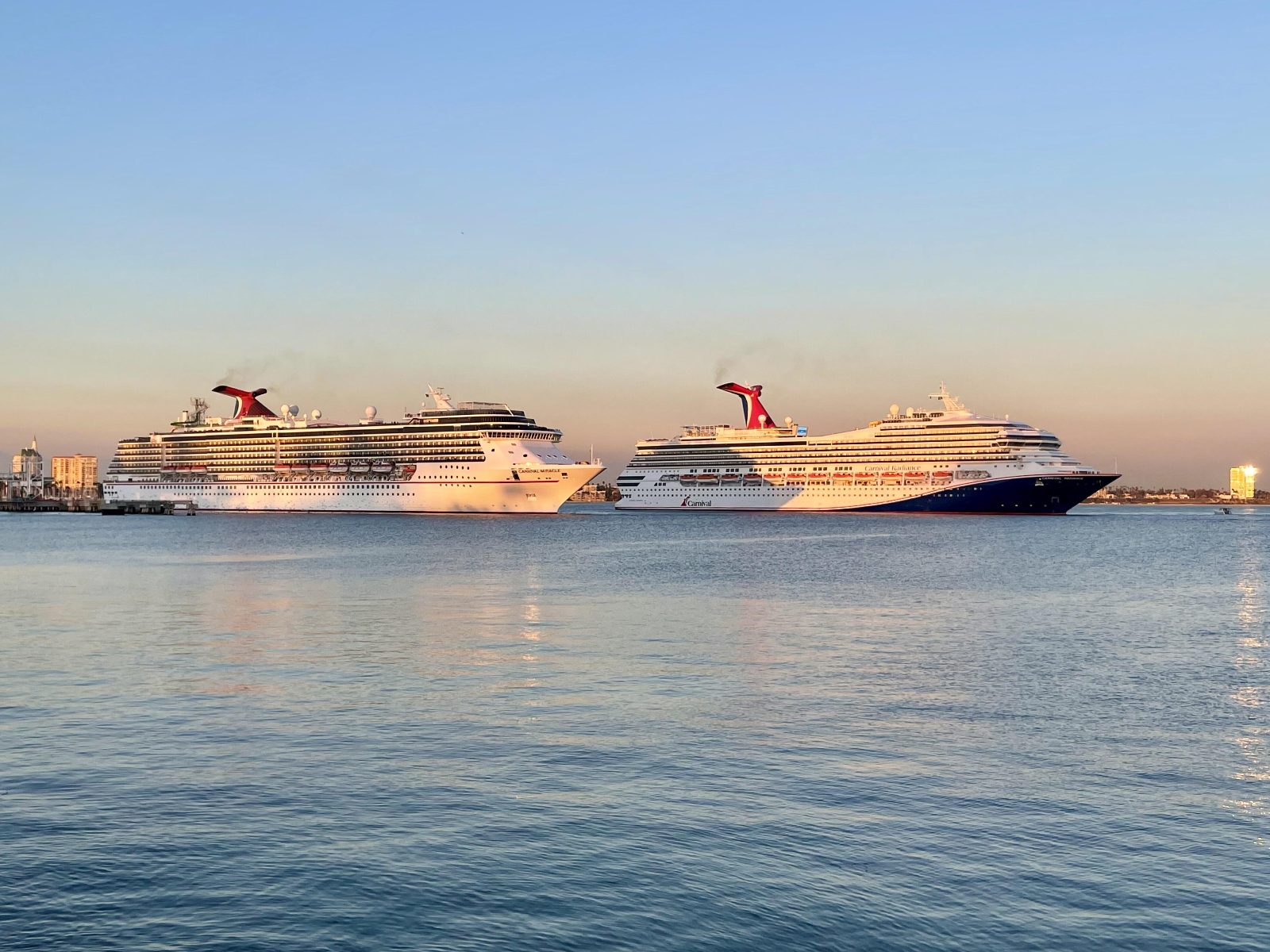 Dinner Cruise Long Beach Harbor Experience