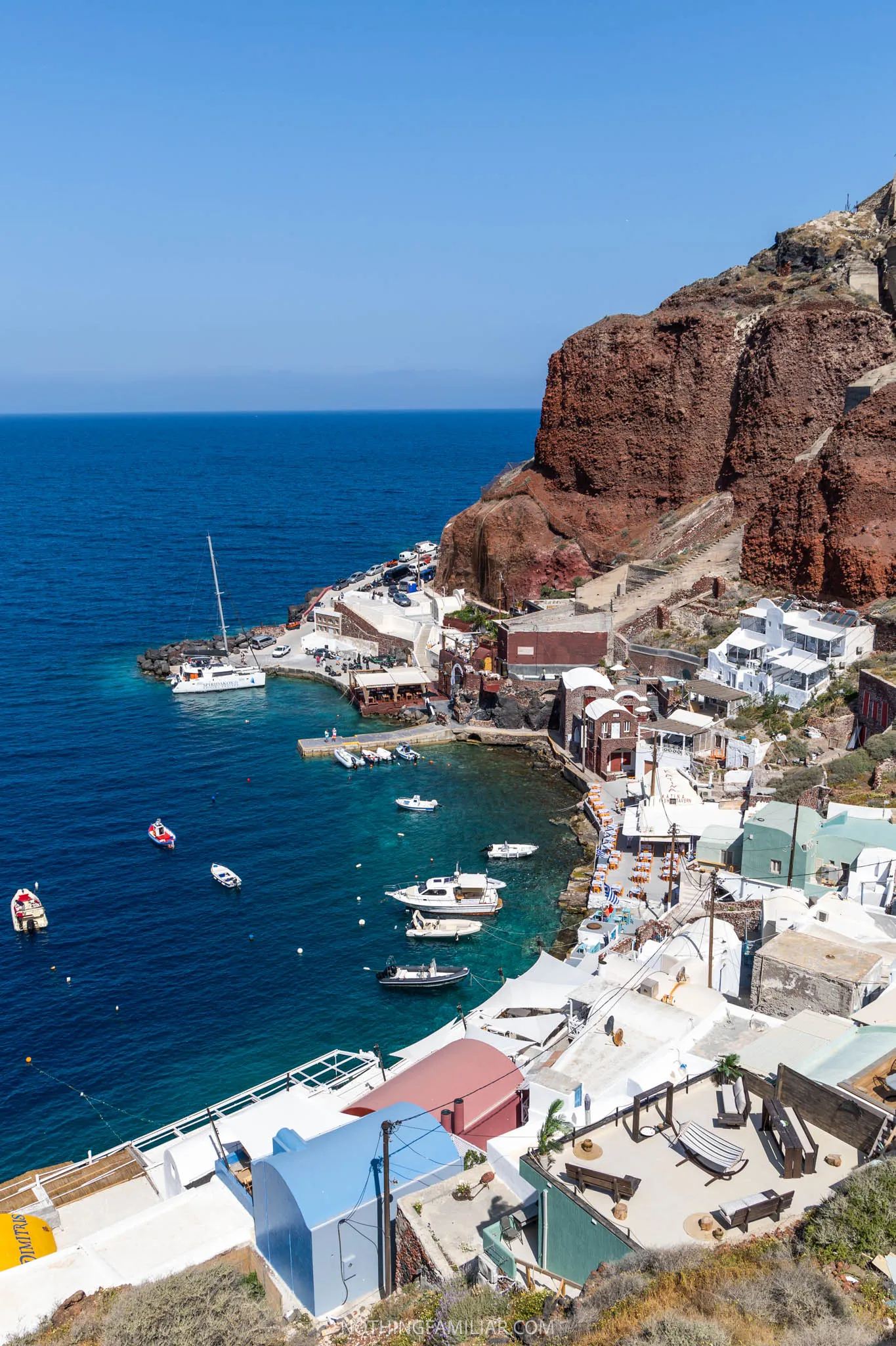 Amoudi Bay Cliffs