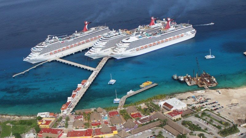Cancun Cruise Experiences on Caribbean Waters