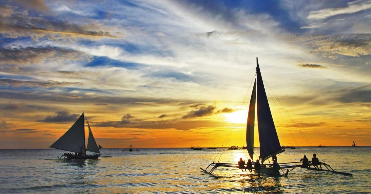 Paraw Sailing Boracay Experience