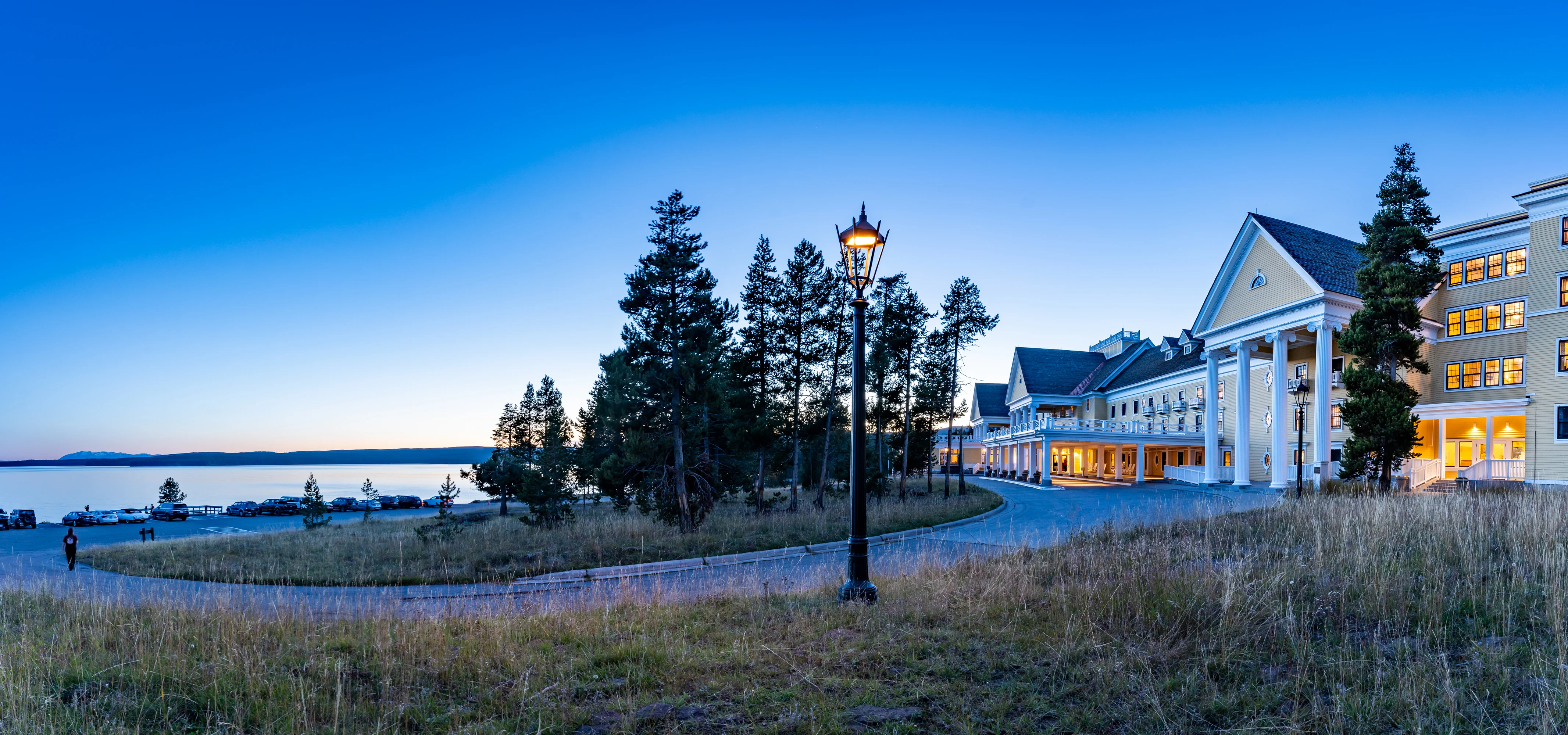 Lake Hotel