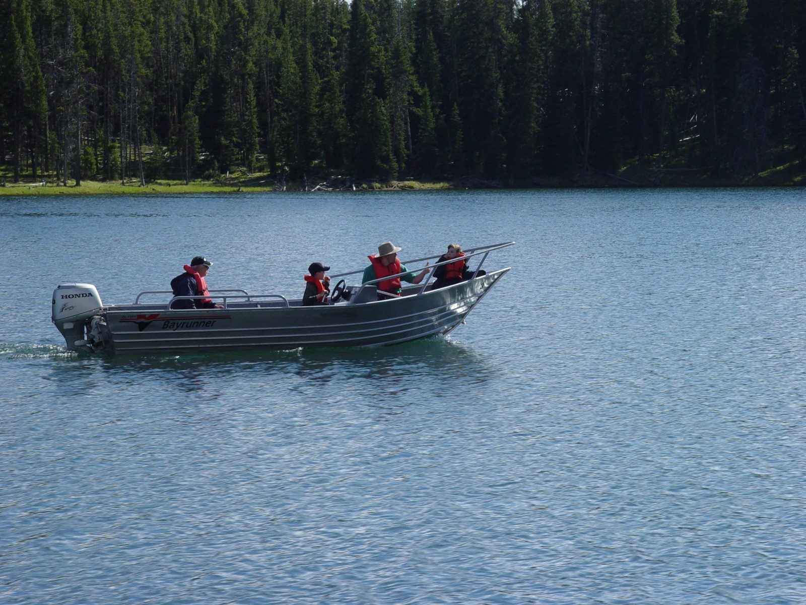 Your experience at Yellowstone Lake Boat Tour