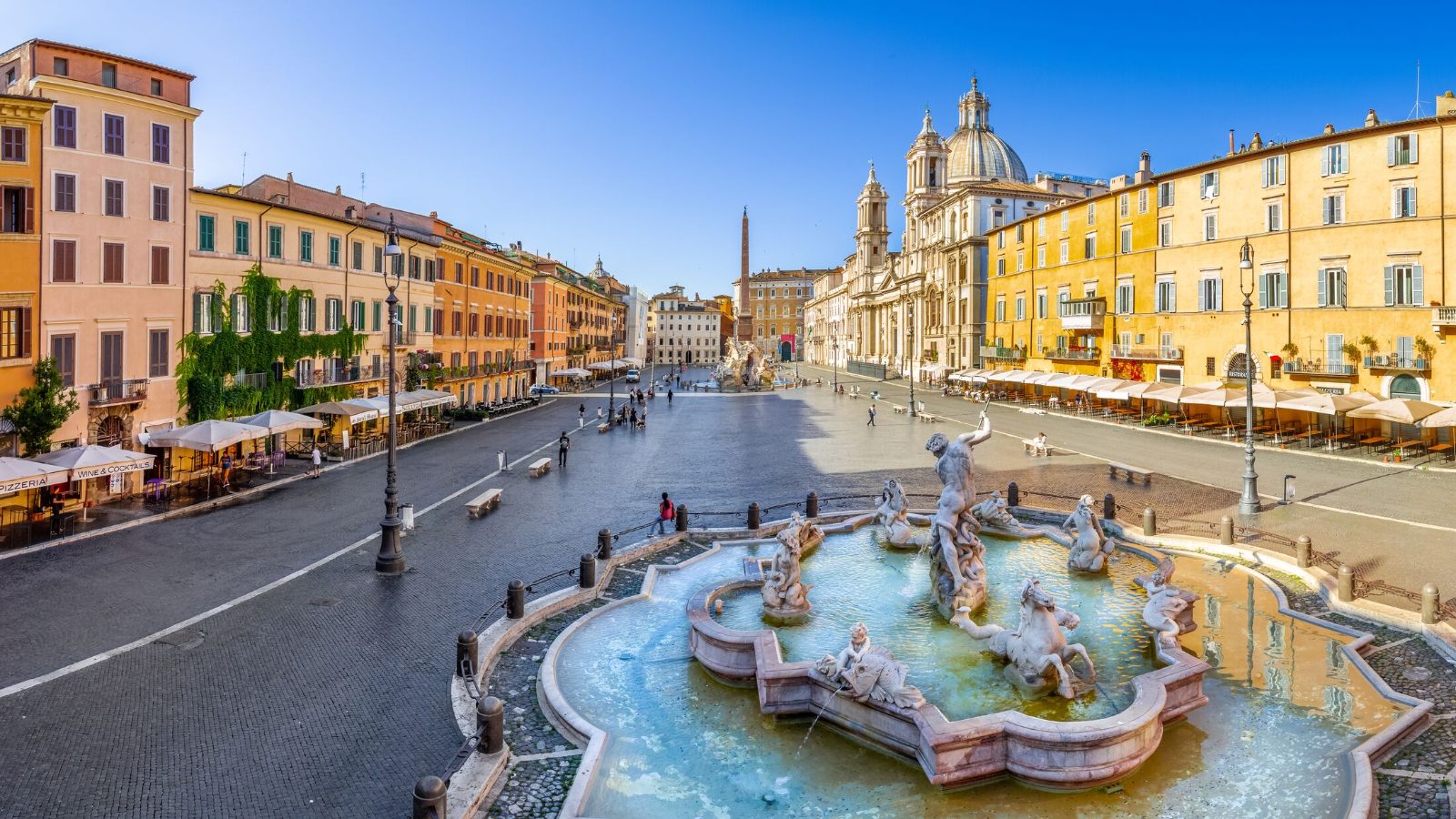 Navona District