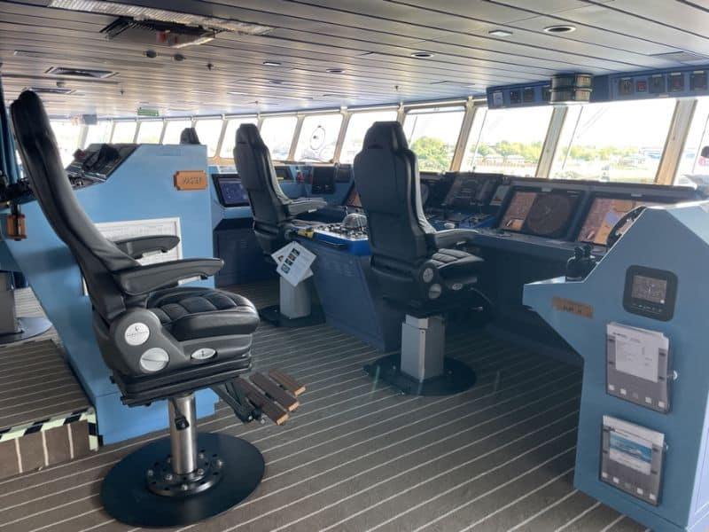 Captain Bridge View