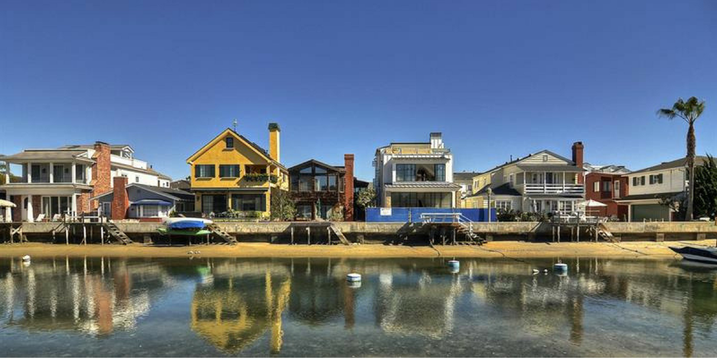 Balboa Island pass-by