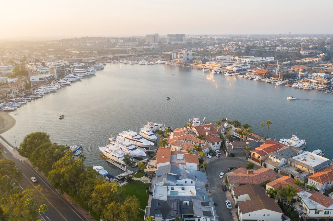 Lido Isle waterfront homes