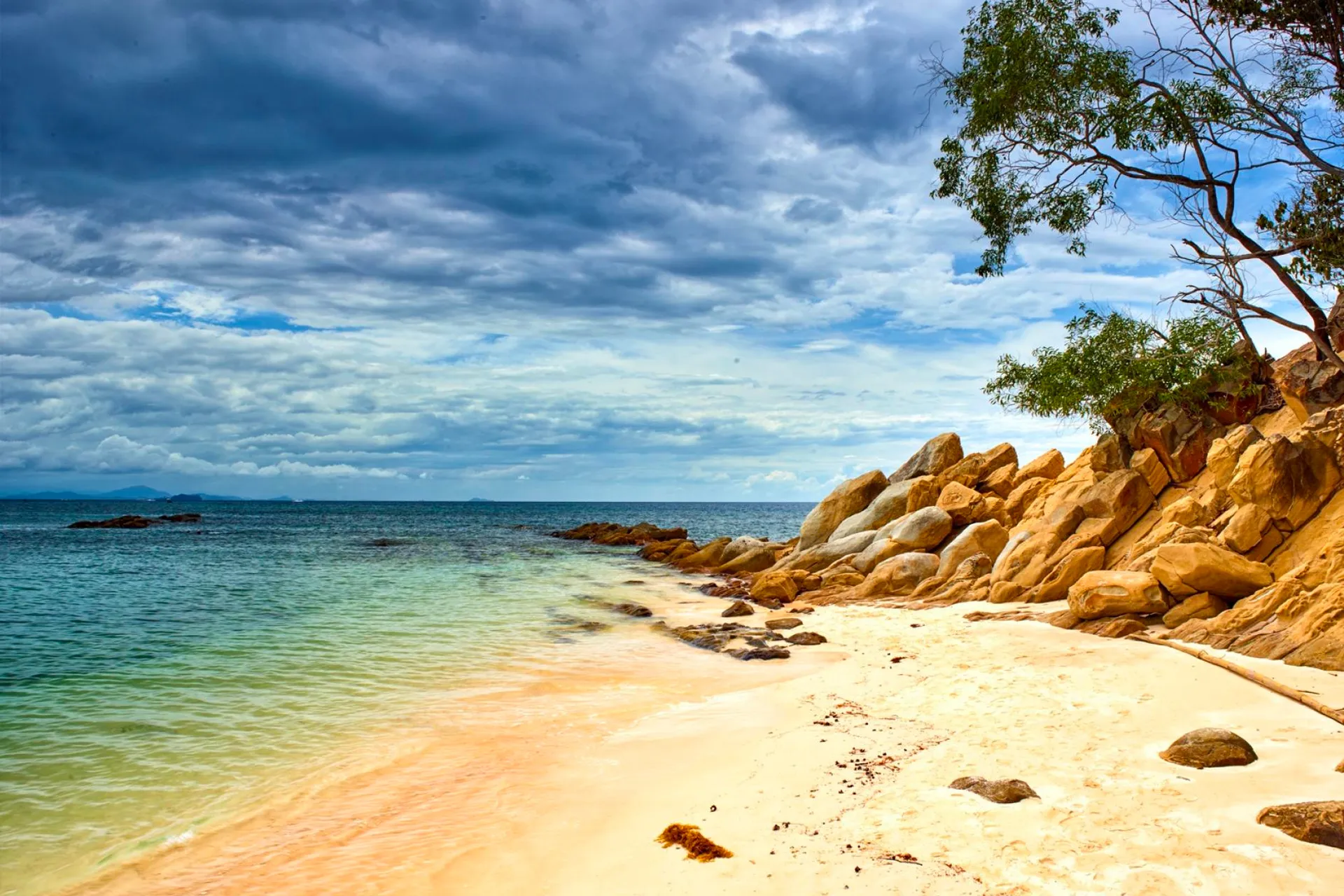 Mamutik Island