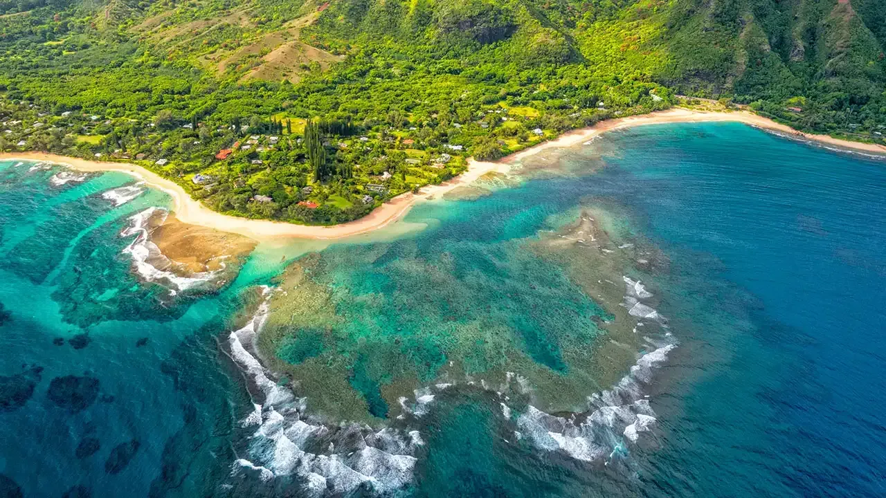 Scuba Diving Tunnels Beach Kauai