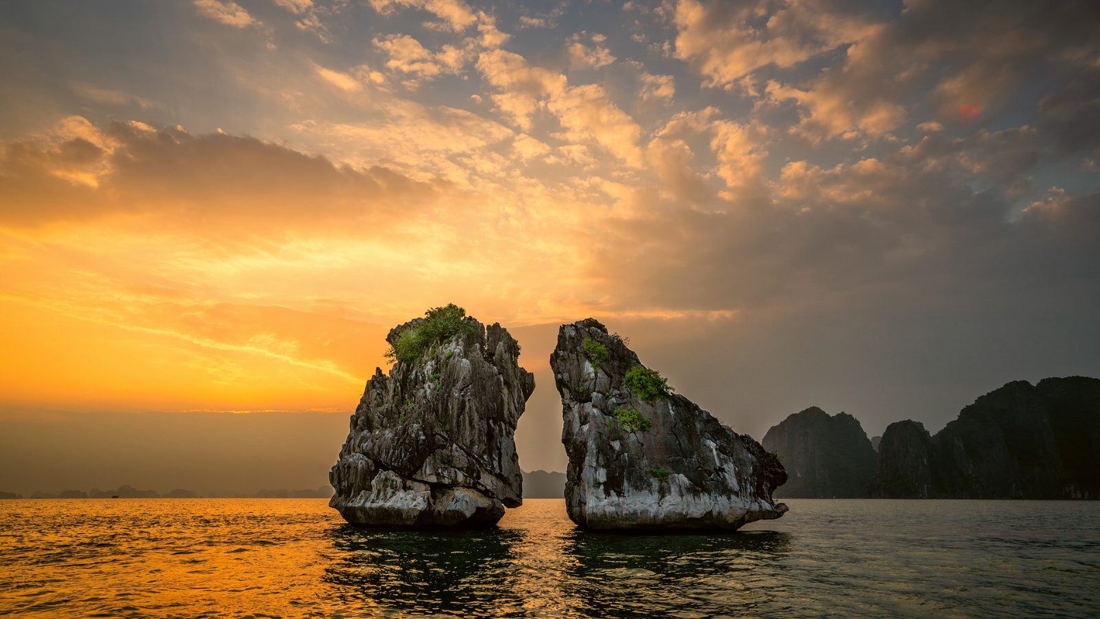 Trung Islet