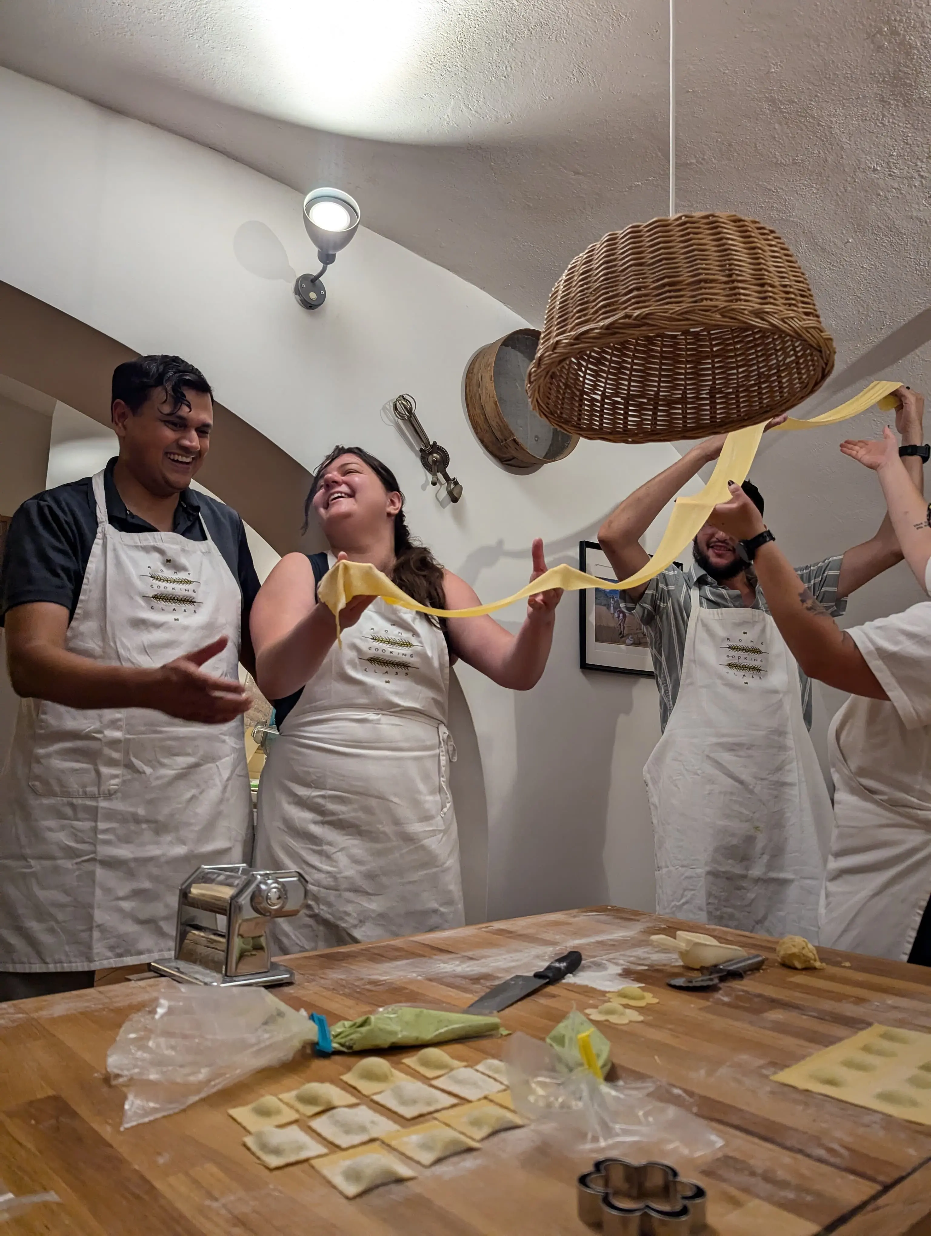 Rome Pasta Making Class With Wine