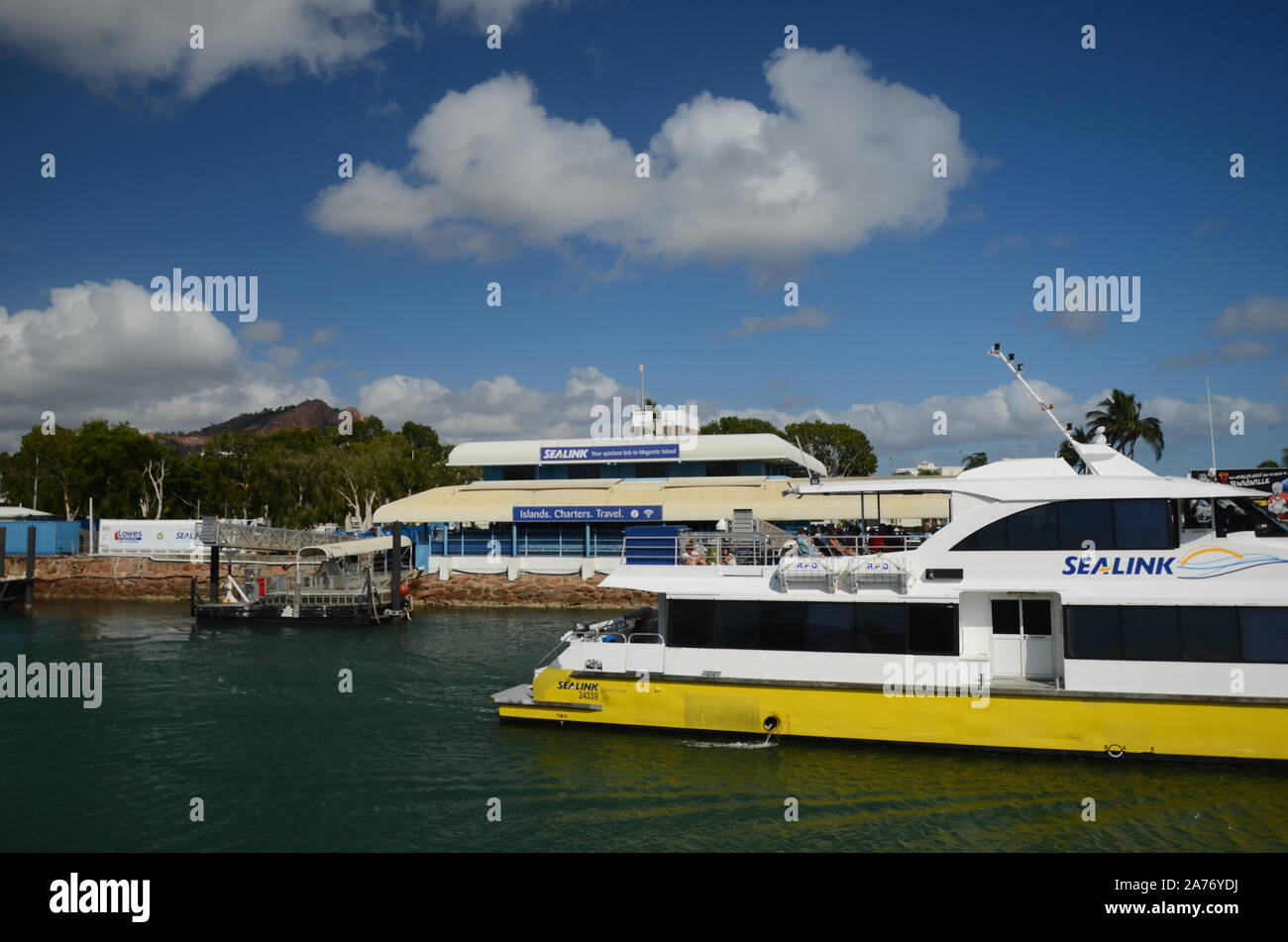 Magnetic Island Ferry From Townsville