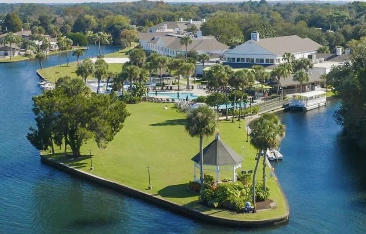 Plantation on Crystal River