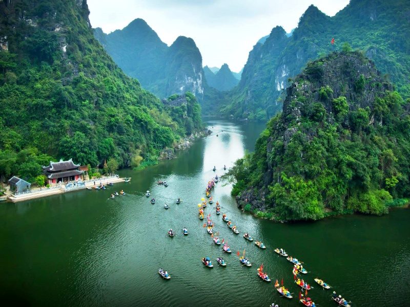 Trang an Boat Trip